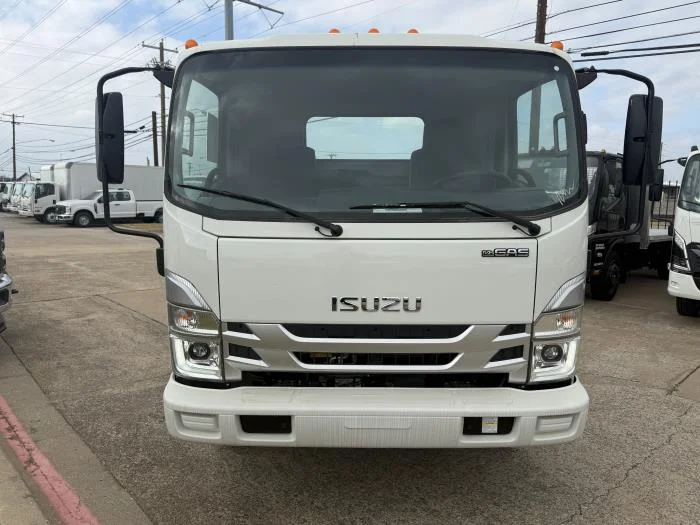 2025 Isuzu NRR in Dallas, TX — photo 8