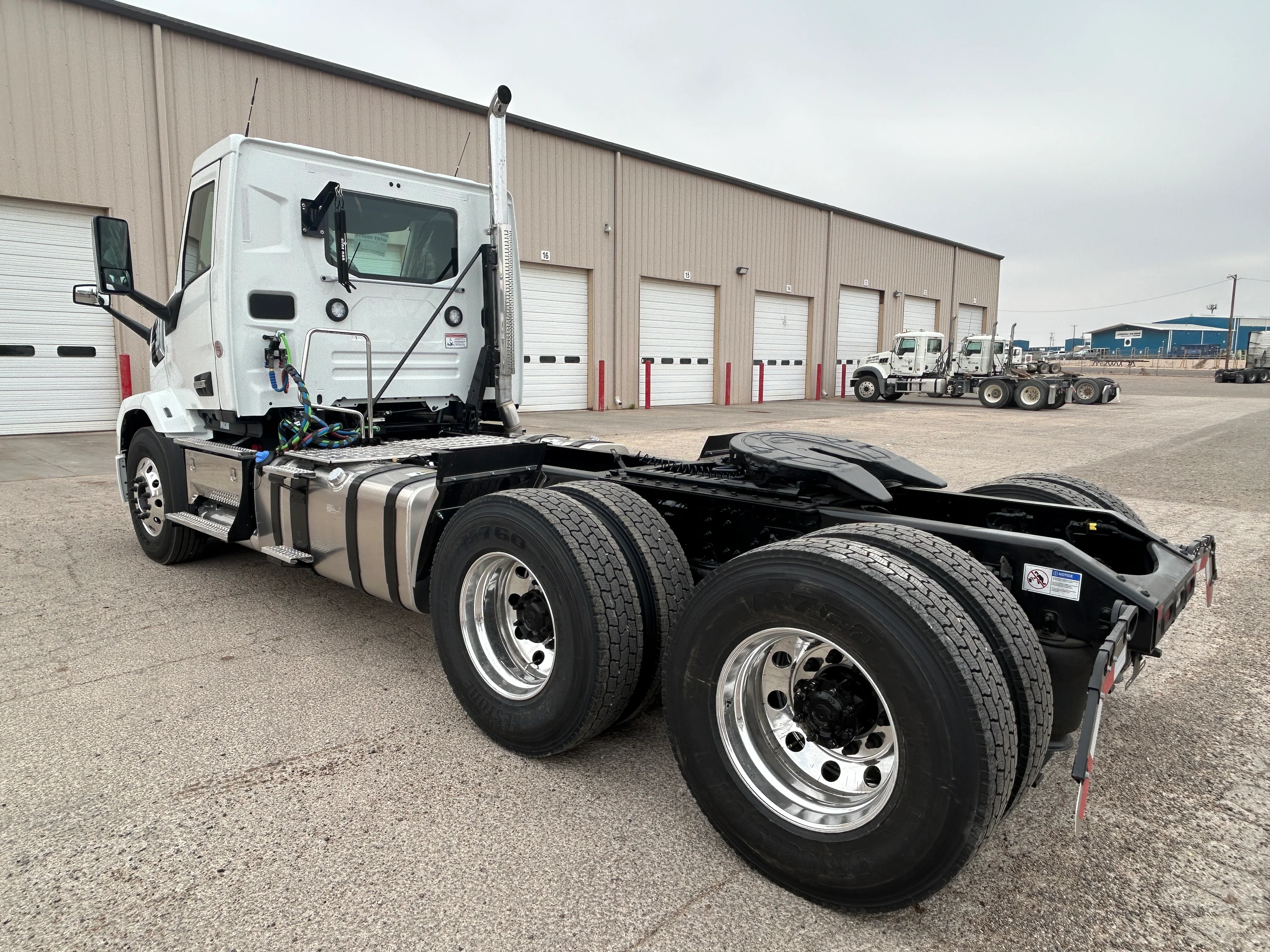 2027 Mack Anthem in Odessa, TX — photo 7