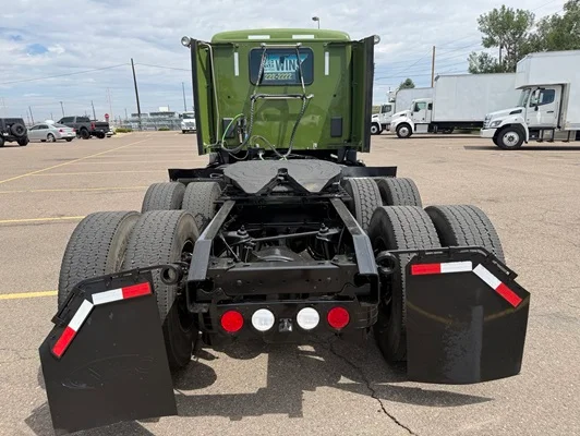 2023 Kenworth T680 in Denver, CO — photo 8