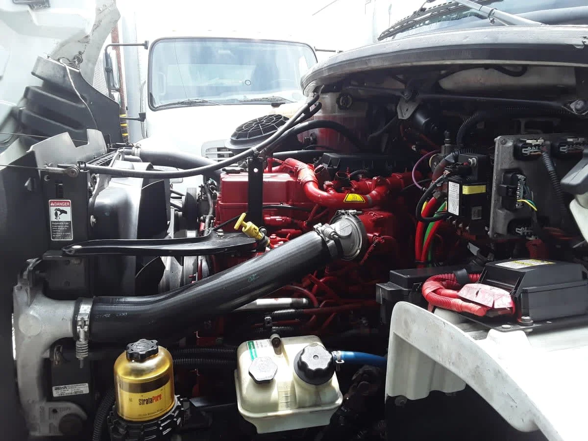 2016 Freightliner M2 106 - image 9