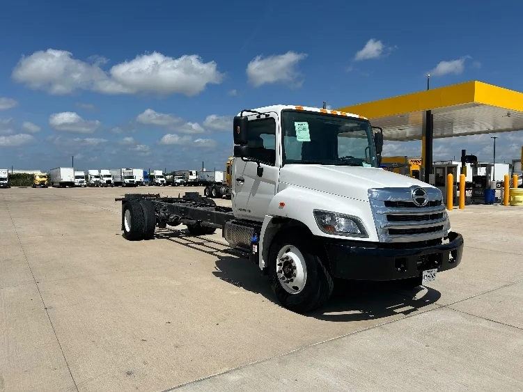 2020 Hino 268