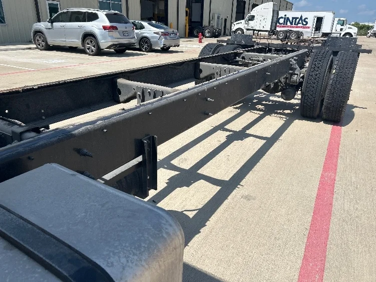 2020 Hino 268 in Katy, TX — photo 5