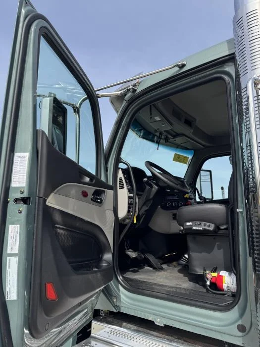 2027 Peterbilt 589 in Texarkana, TX — photo 15