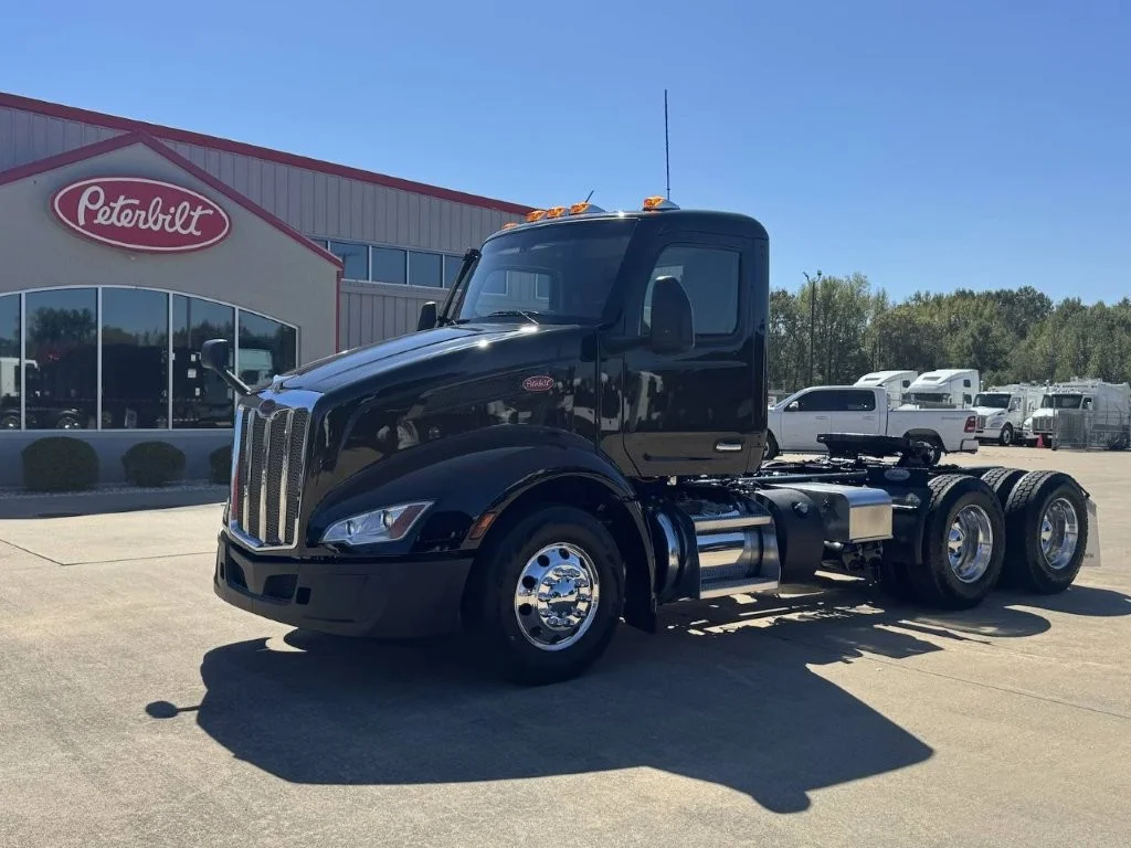 2023 Peterbilt 579 in Fort Smith, AR