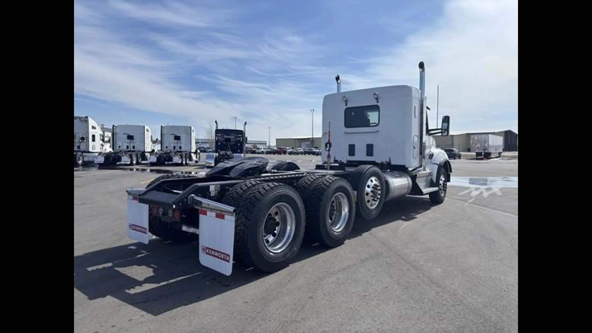 2026 Kenworth T880 in Bismarck — photo 5