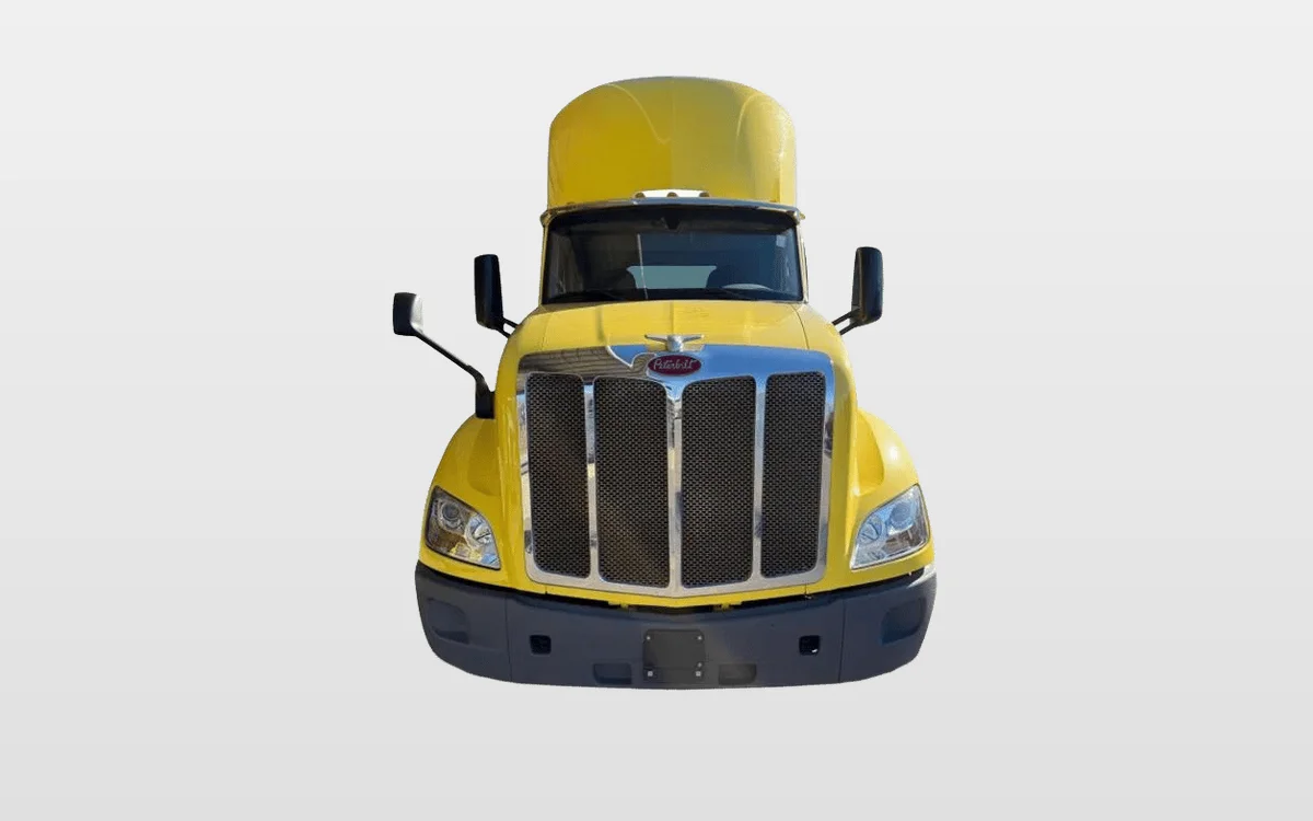 2021 Peterbilt 579 - image 1