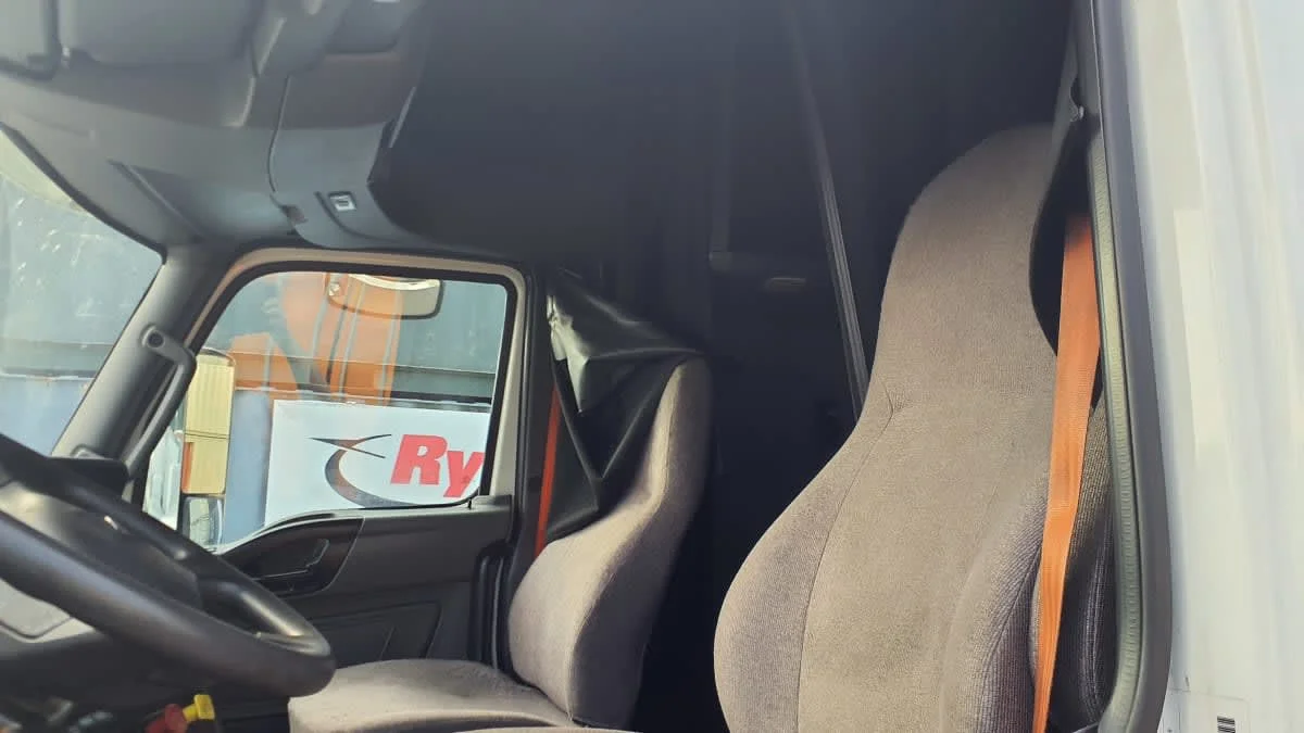 2019 International LT in Springfield, MA — photo 11