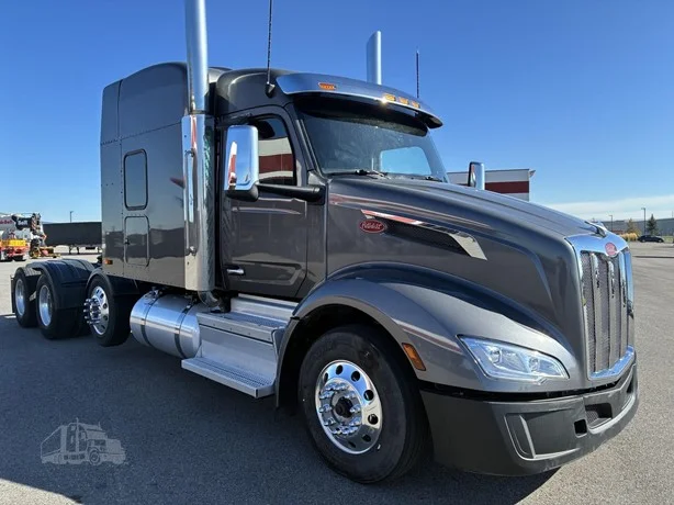 2023 Peterbilt 579 in Idaho Falls, ID — photo 7