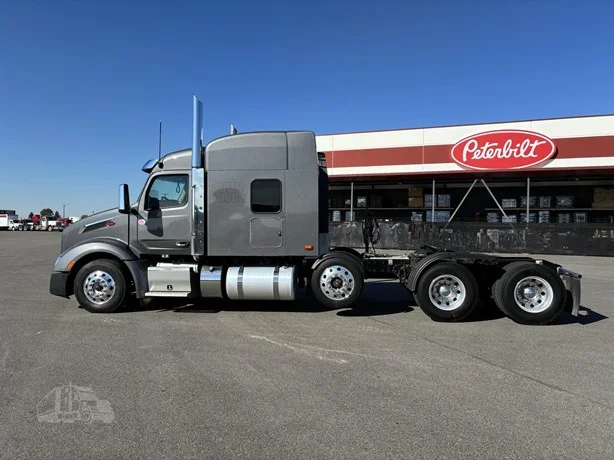 2023 Peterbilt 579 in Idaho Falls, ID — photo 2