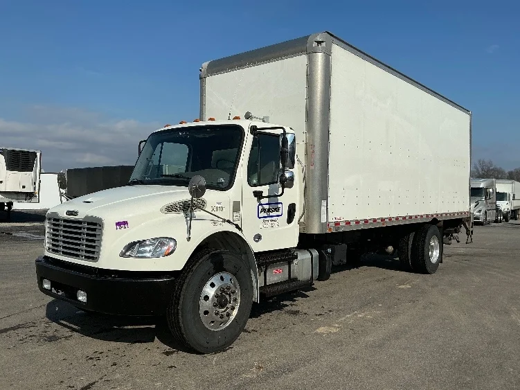 2020 Freightliner M2 106 in Duncansville, PA — photo 3
