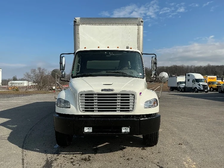2020 Freightliner M2 106 in Duncansville, PA — photo 2