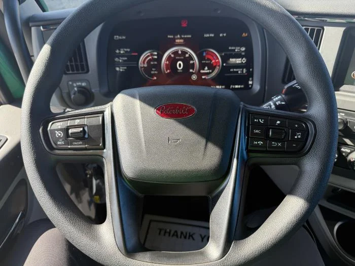 2026 Peterbilt 579 - image 30