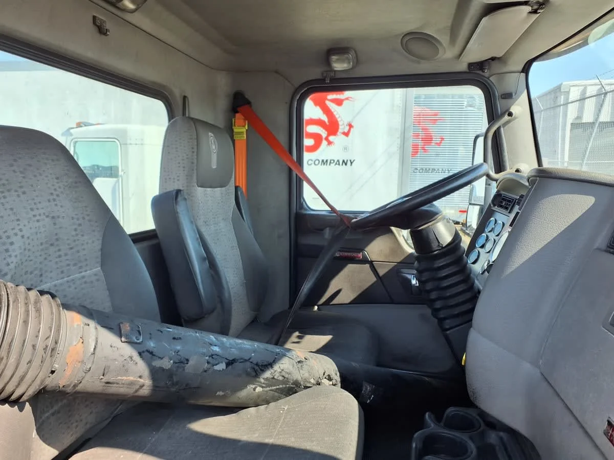 2020 Kenworth T370 - image 7