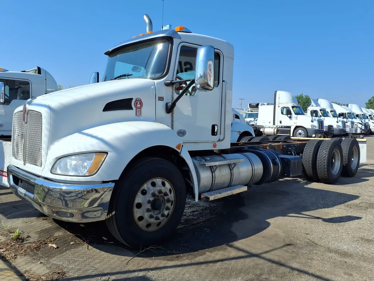 2020 Kenworth T370 in Minneapolis, MN