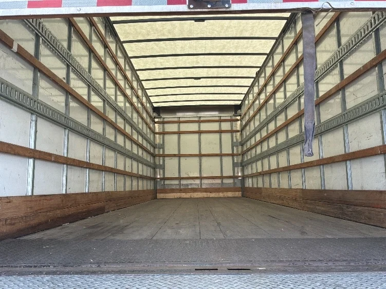 2022 Freightliner M2 106 - image 8