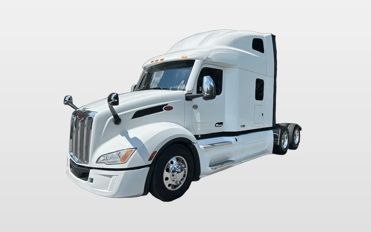 2024 PETERBILT 579 - image 1