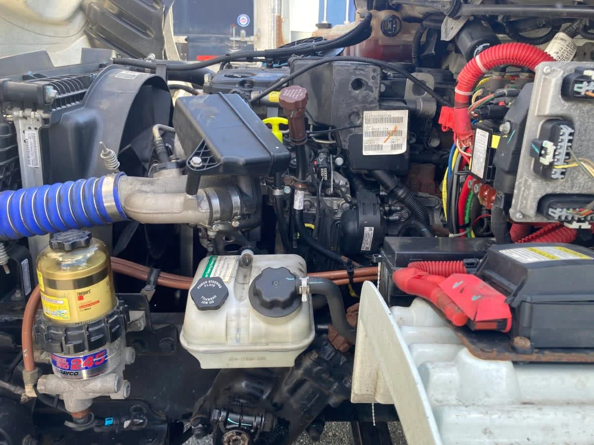 2020 Freightliner M2 106 in Springfield, MA — photo 8