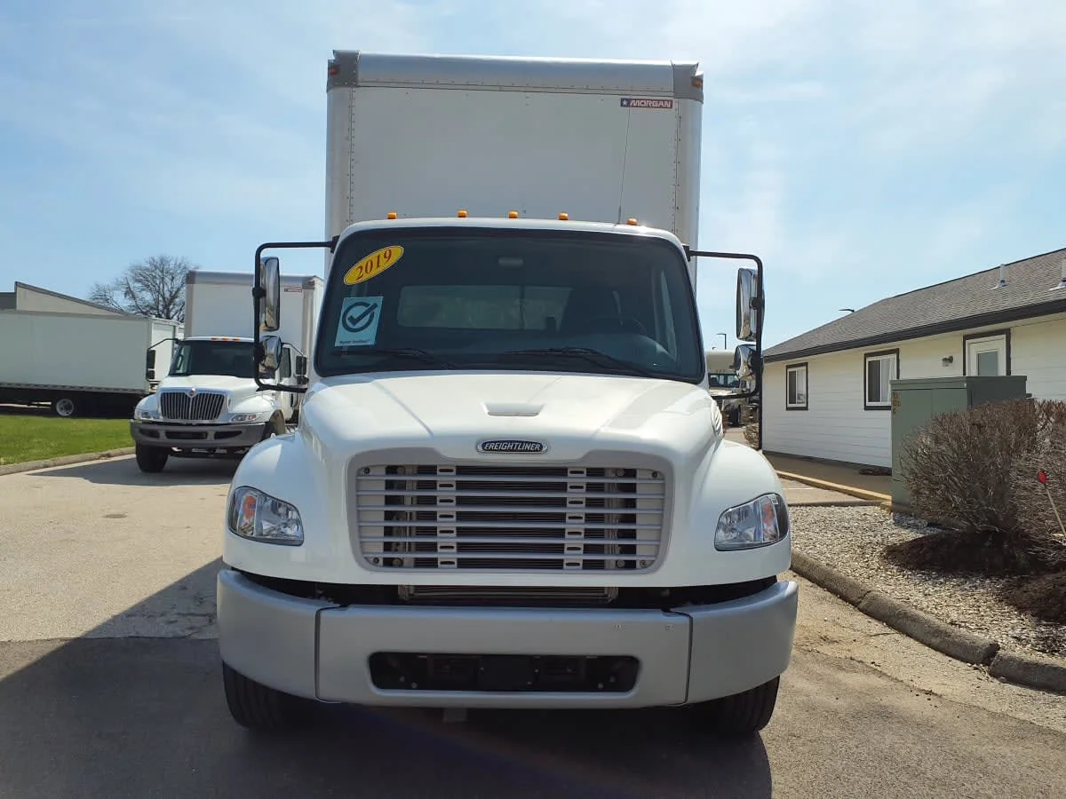 2019 Freightliner M2 106 in O'fallon, MO — photo 2