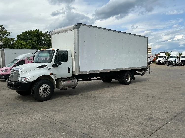 2020 International MV in Springfield, MA — photo 3