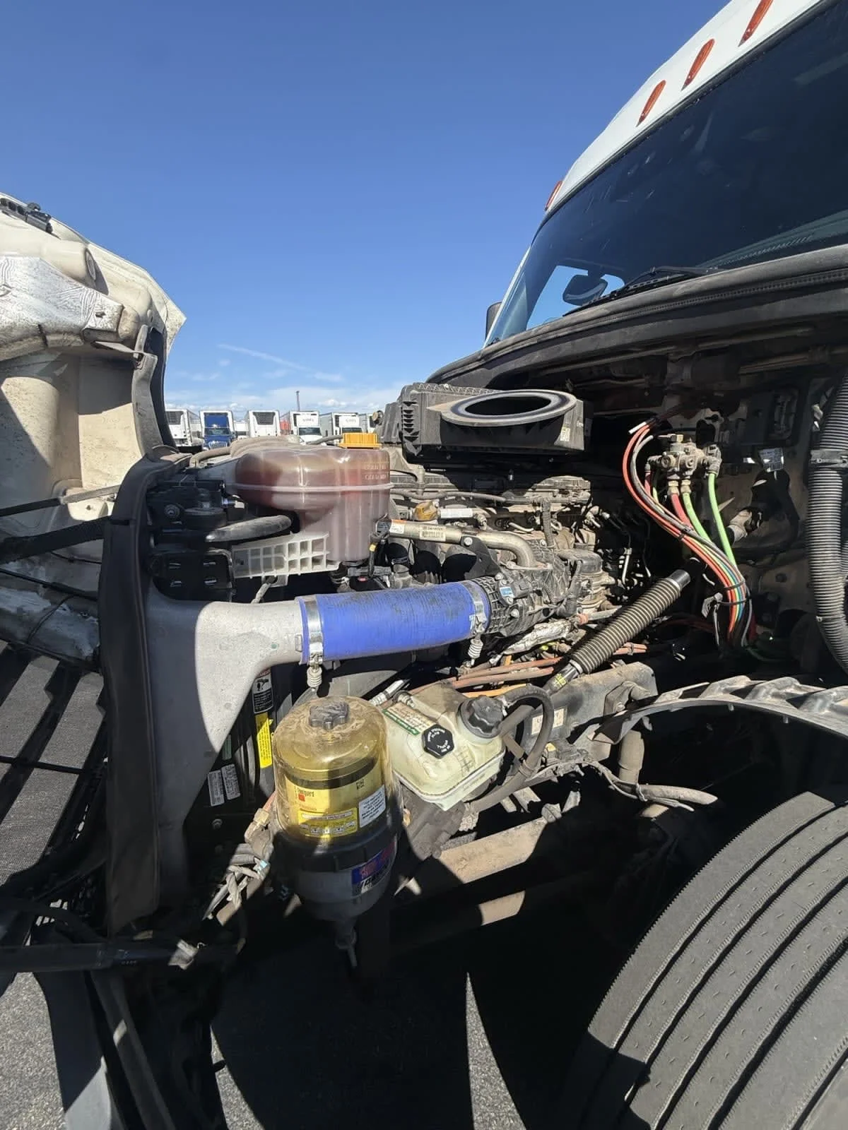 2023 Freightliner Cascadia in North Las Vegas, NV — photo 9