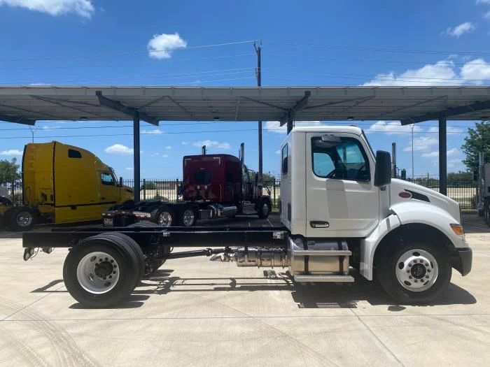 2025 Peterbilt 536 in Dallas, TX — photo 10