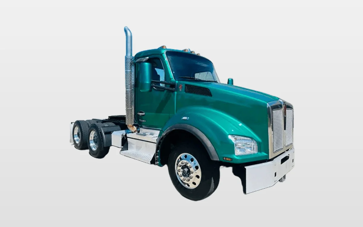 2023 Kenworth T880 - image 1