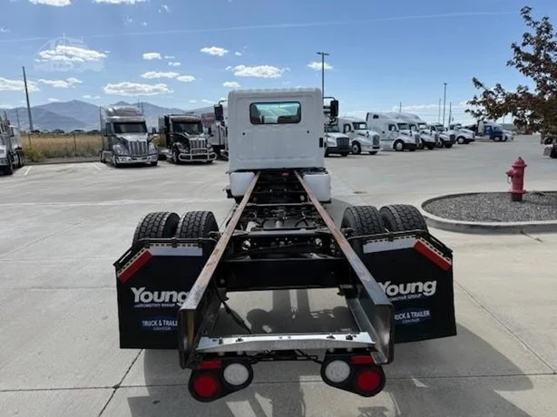 2019 Hino 268 in Salt Lake City, UT — photo 8