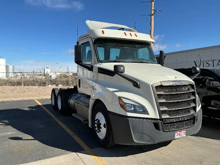 2019 Freightliner Cascadia in Aurora, CO