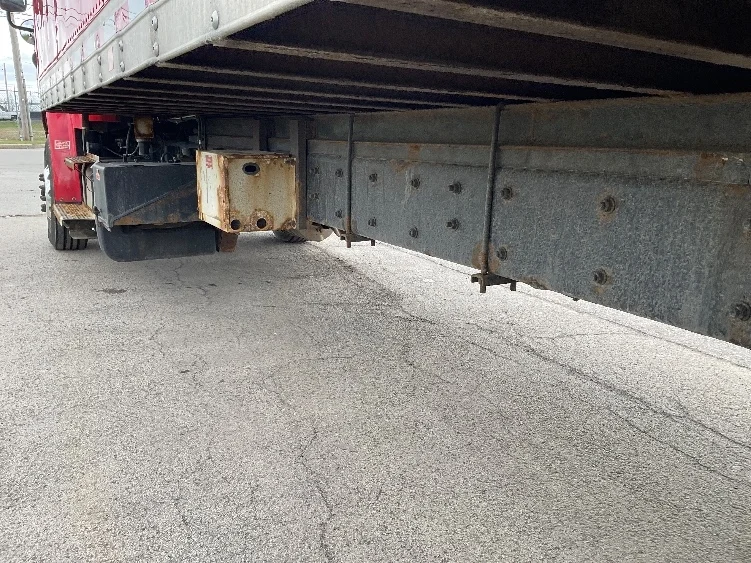 2018 Freightliner M2 106 - image 5