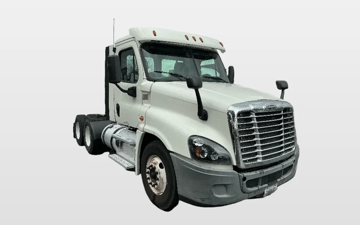 2018 Freightliner - image 1