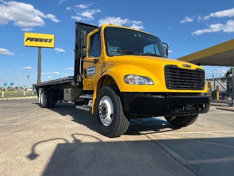 2022 Freightliner M2 106 in Tulsa, OK