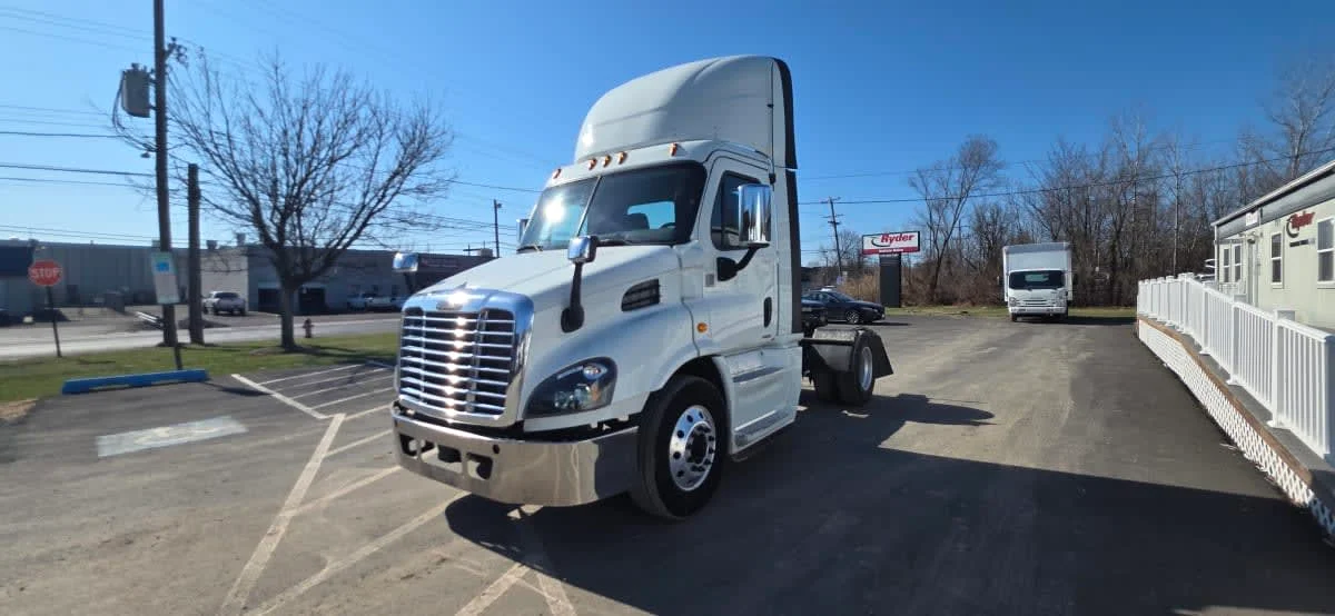 2019 Freightliner Cascadia in Bensalem, PA