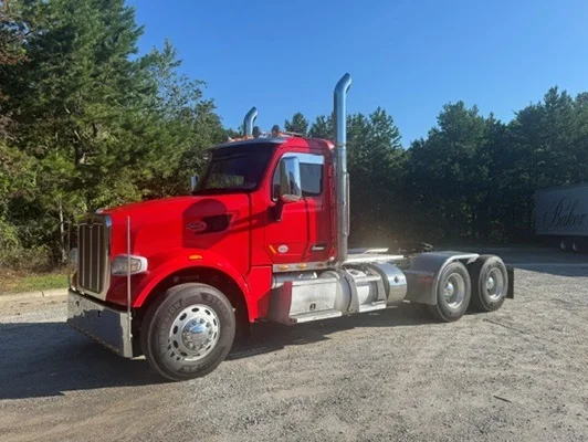 2021 Peterbilt 567 in Asheville, NC — photo 9