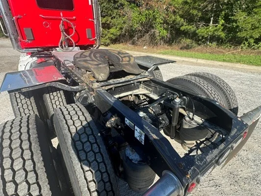 2021 Peterbilt 567 in Asheville, NC — photo 17