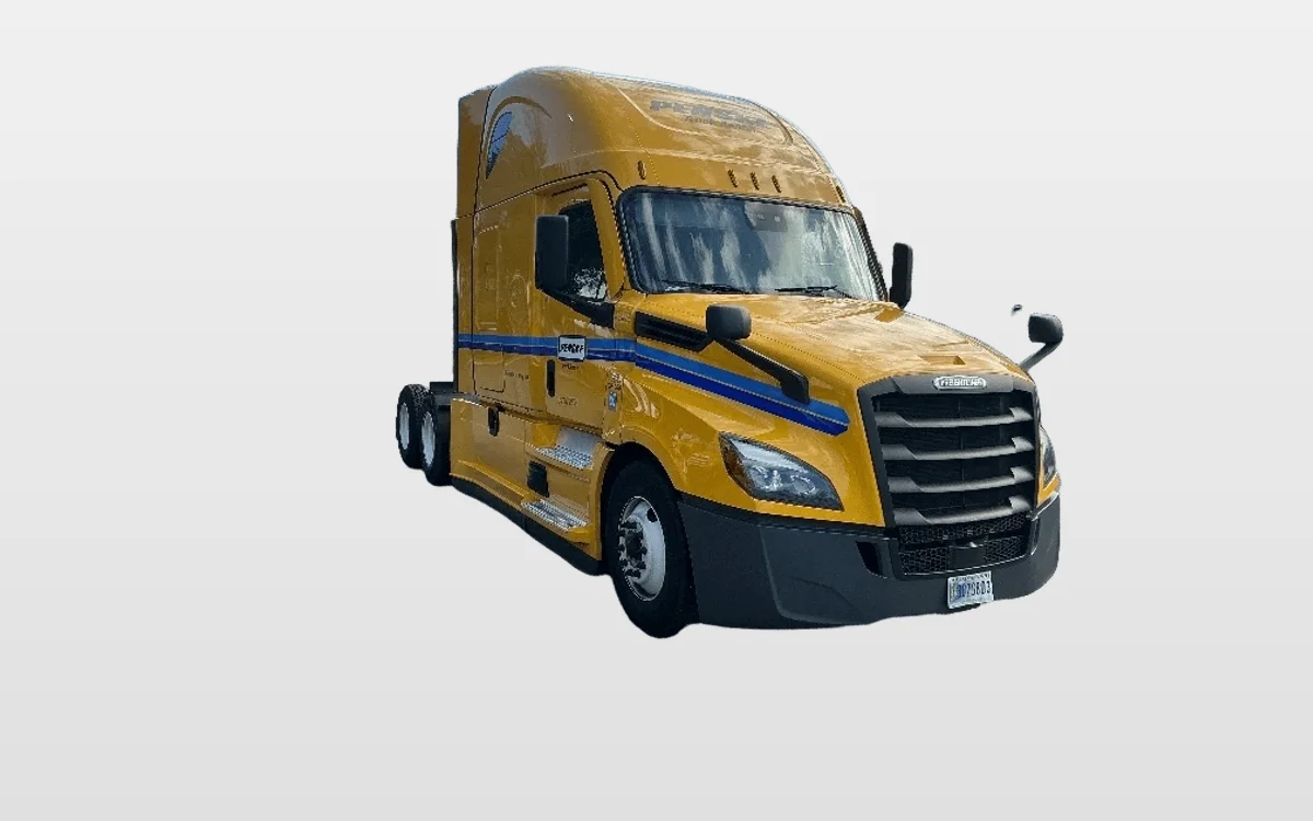 2022 Freightliner - image 1