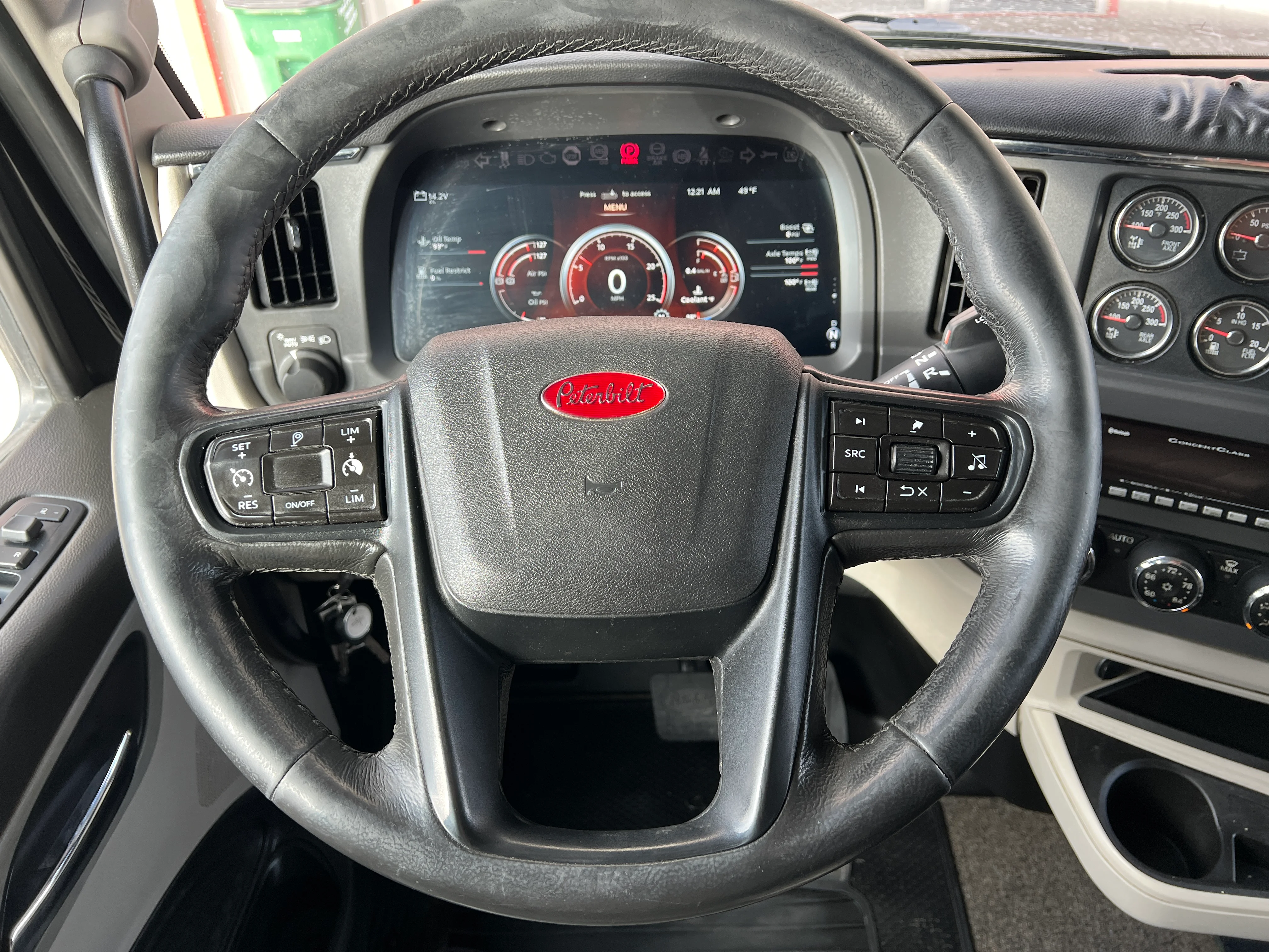 2023 Peterbilt 567 - image 7