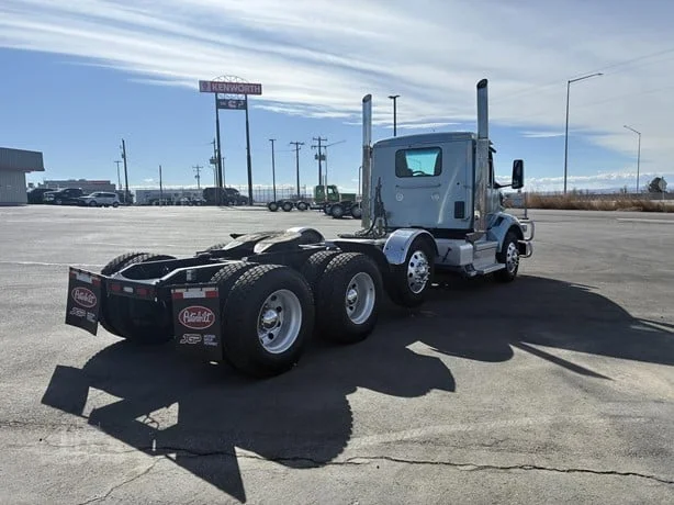 2022 Peterbilt 567 in Jerome, ID — photo 5