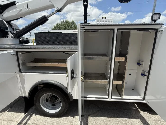 2026 Ford F-550 — photo 11