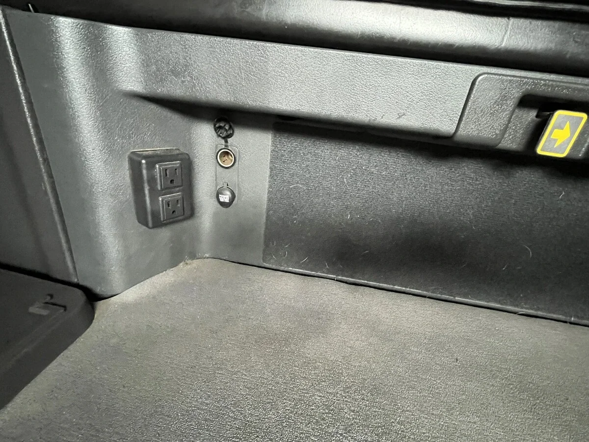 2022 Freightliner Cascadia — photo 23