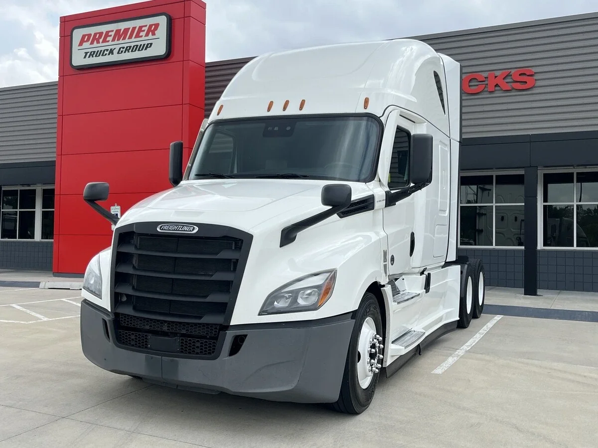 2022 Freightliner Cascadia