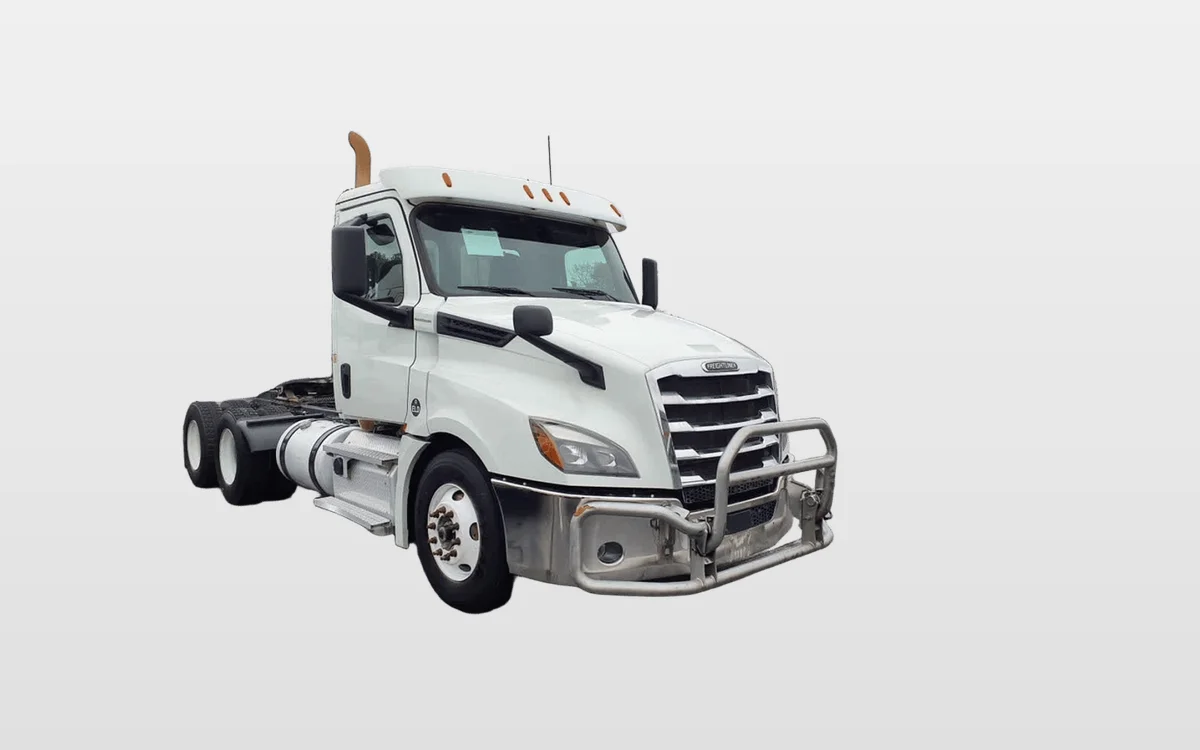 2020 Freightliner - image 1