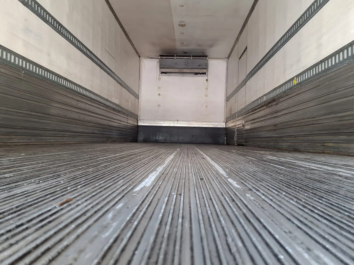 2020 International MV - image 9