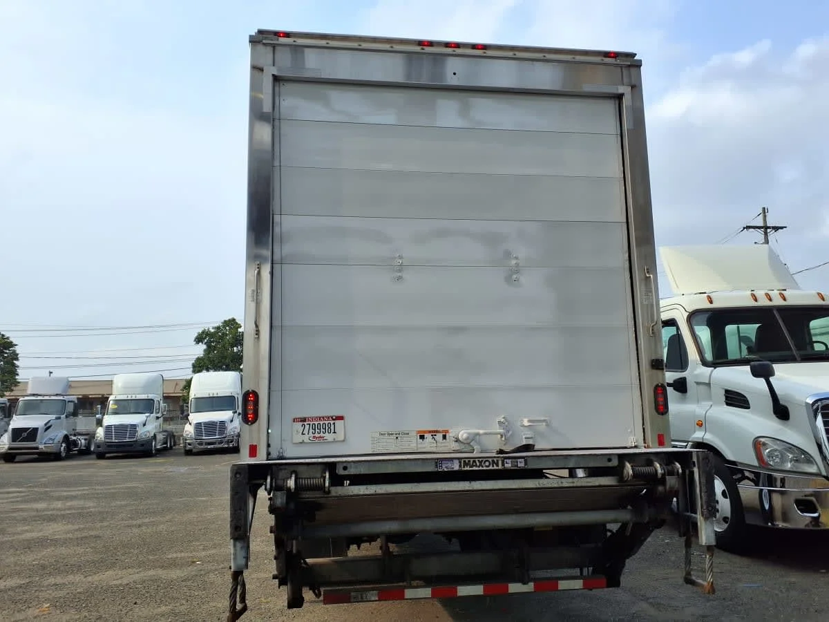 2019 Freightliner M2 106 in Newark, NJ — photo 5
