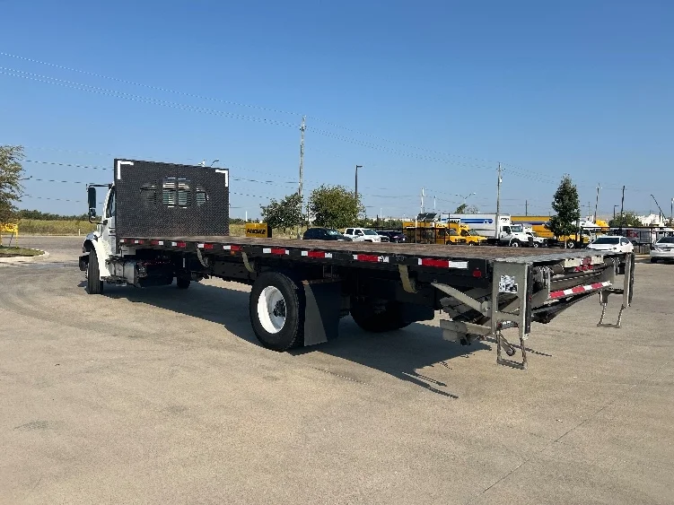 2020 Freightliner M2 106 in Austin, TX — photo 6