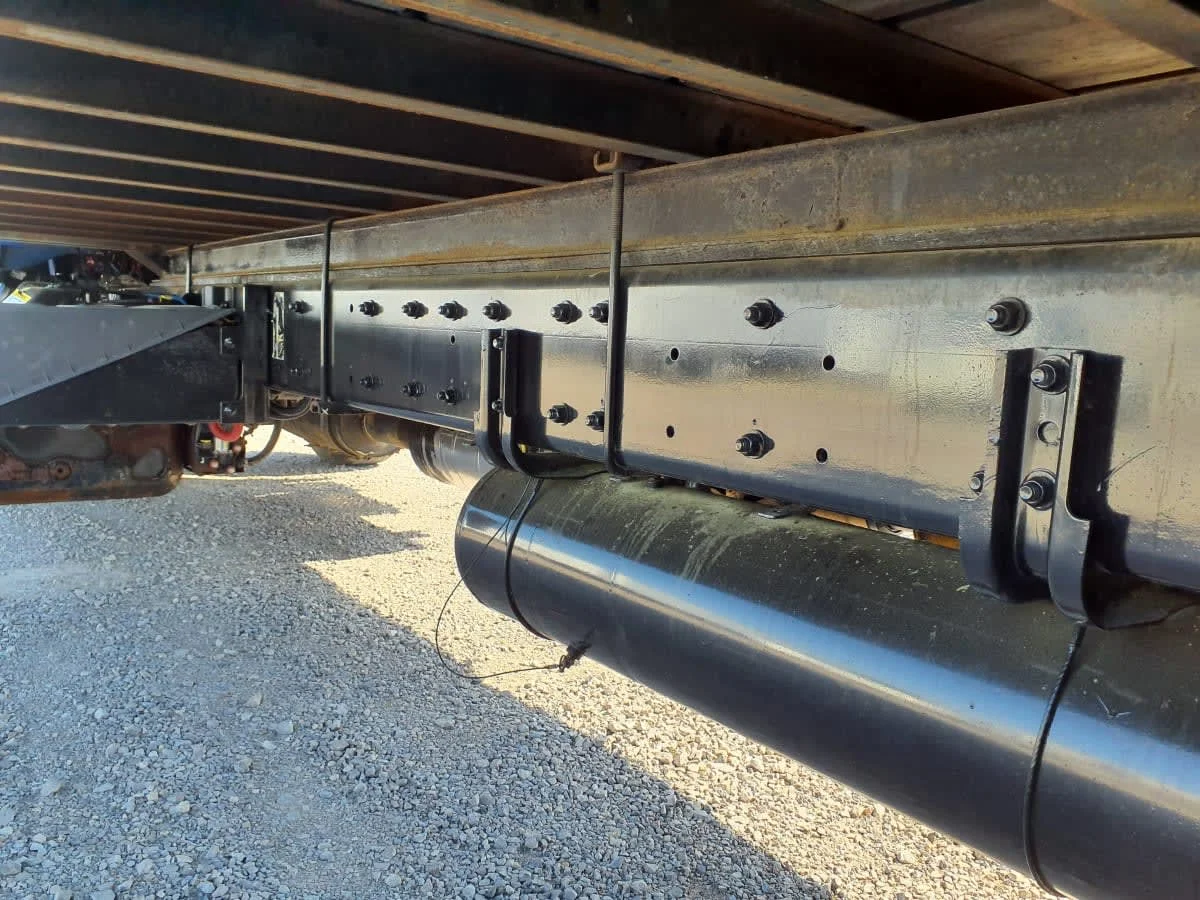 2017 Freightliner M2 106 - image 12