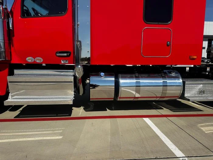 2026 Peterbilt 589 — photo 11