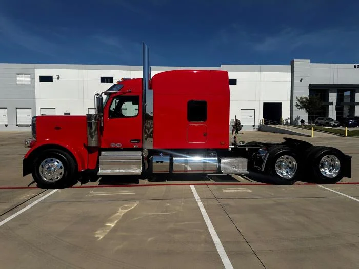 2026 Peterbilt 589 — photo 9