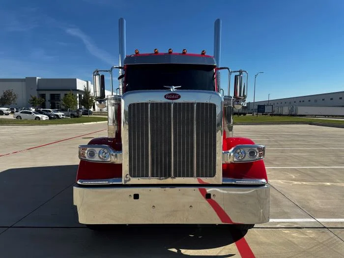 2026 Peterbilt 589 — photo 3