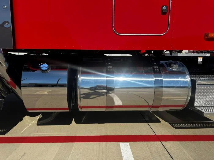 2026 Peterbilt 589 — photo 13