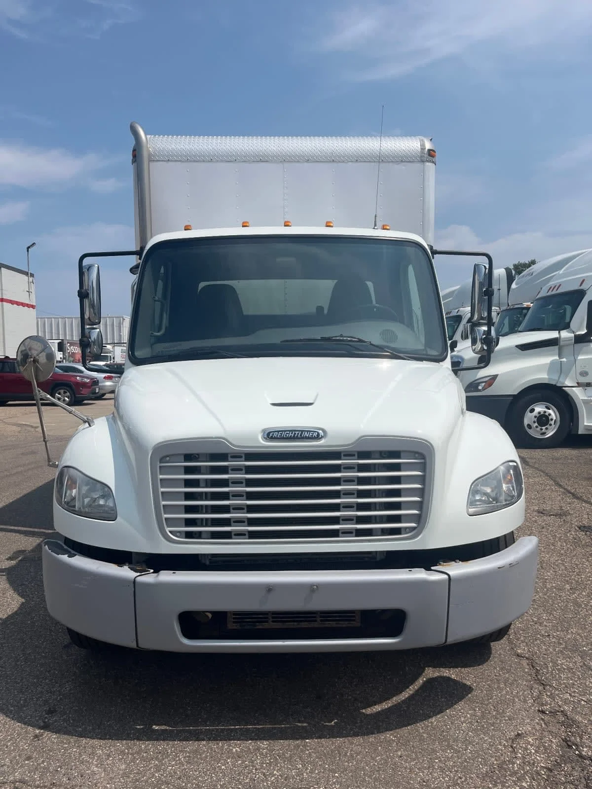 2018 Freightliner M2 106 in Minneapolis, MN — photo 2